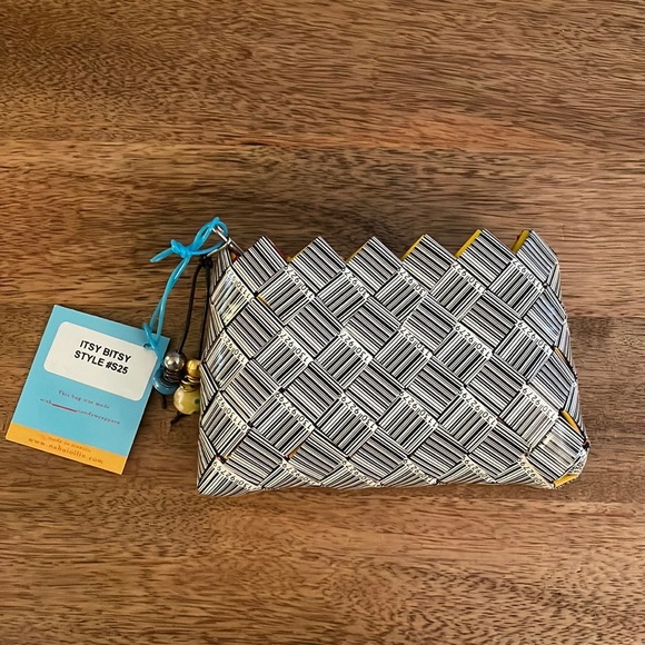 Nahui Ollin ‘Itsy Bitsy’ Purse - NWT - Picture 1 of 6
